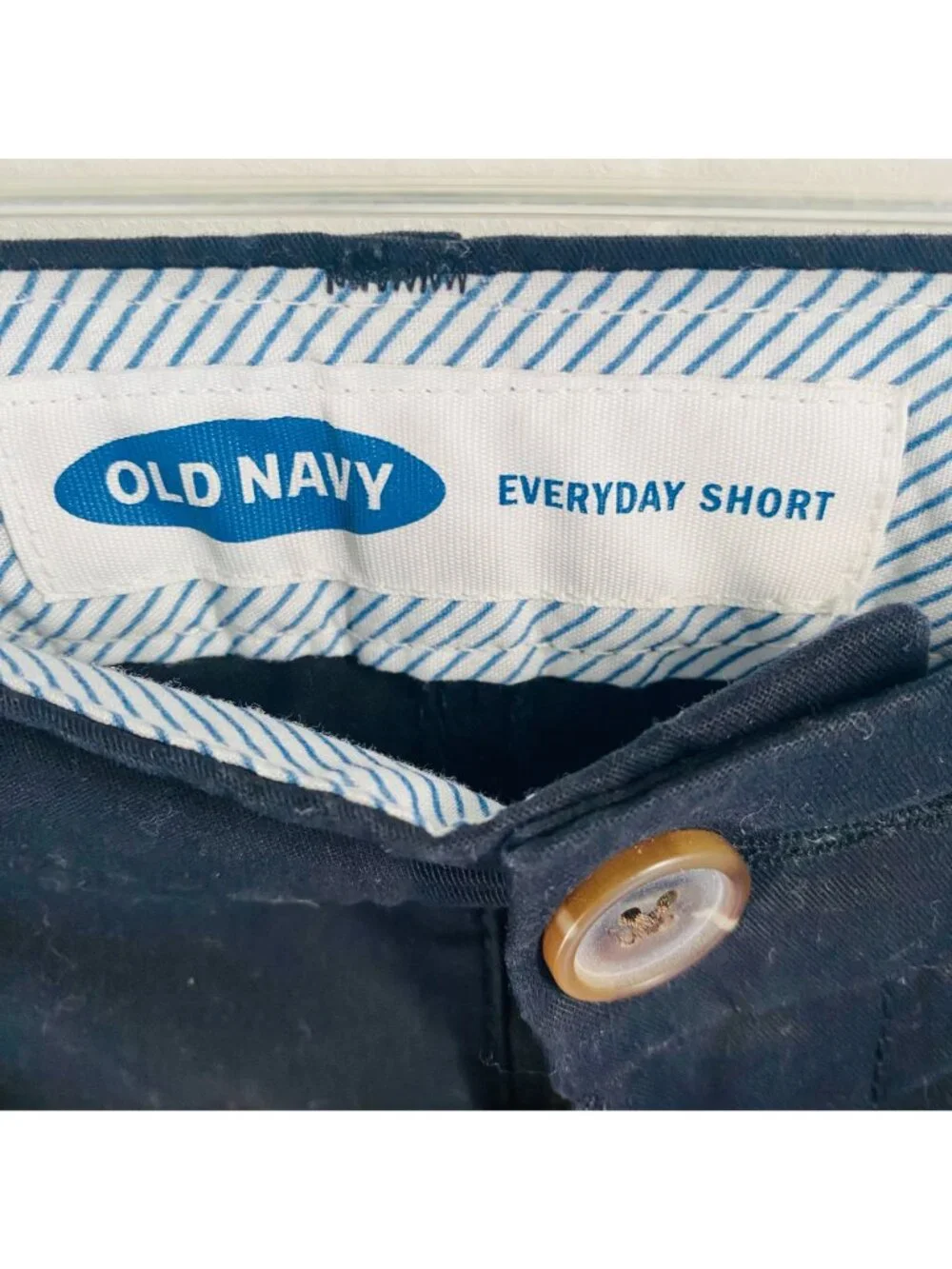Old Navy Women's Everyday Black Shorts 5